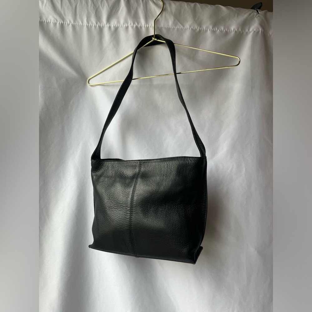 Vintage! Hobo International Black Genuine Leather Purse/Shoulder Bag-excellent!